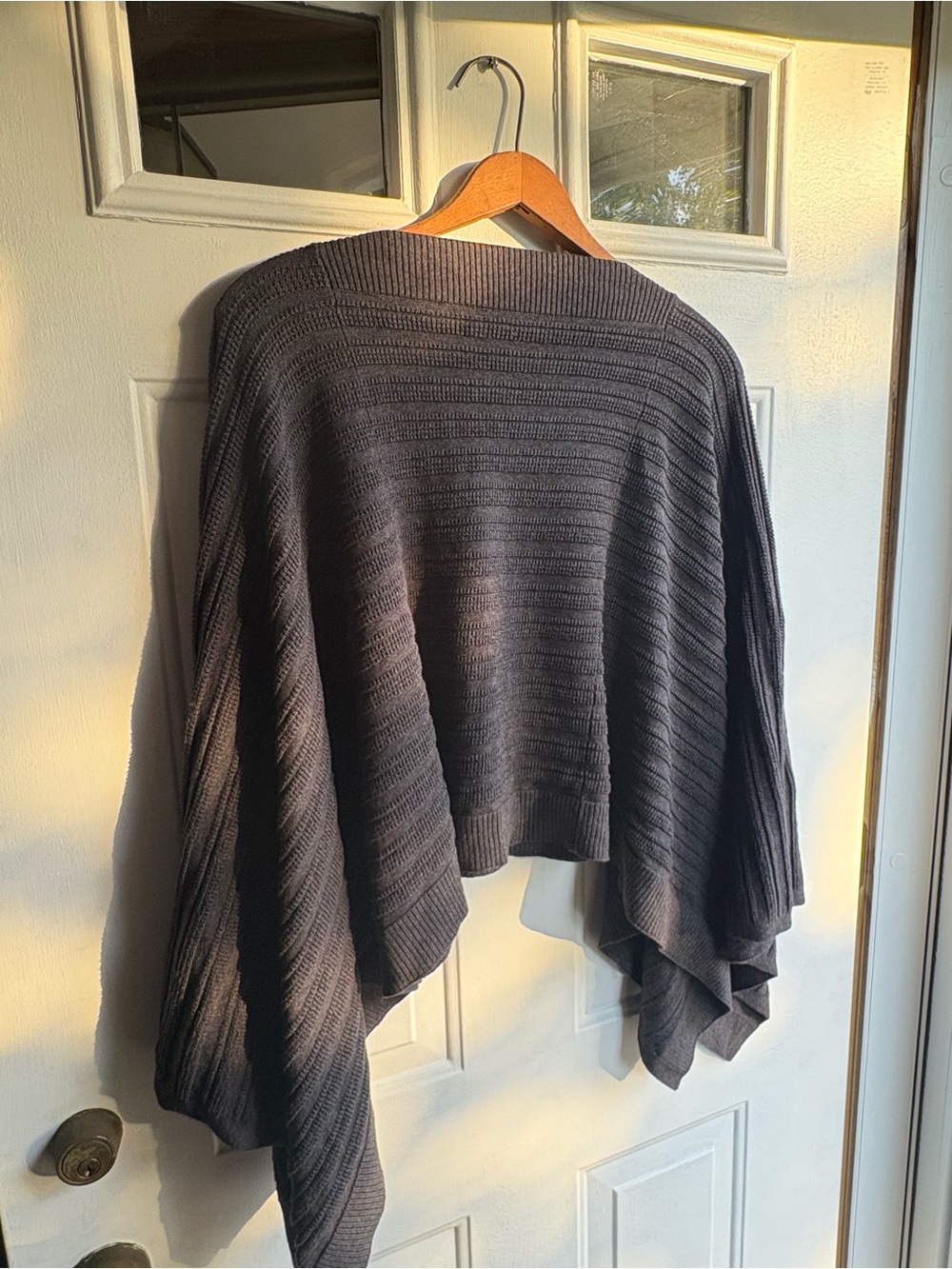 Lululemon Athletica Cozy Forward Flow Dark Grey Knit Poncho Wrap One Size - Picture 3 of 4